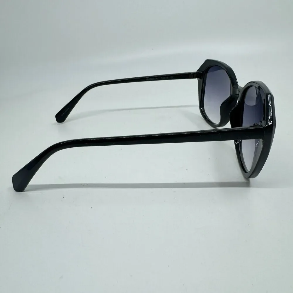 Liz Claiborne Vintage Black Sunglasses Oval‎ Full Rim Designer H11991